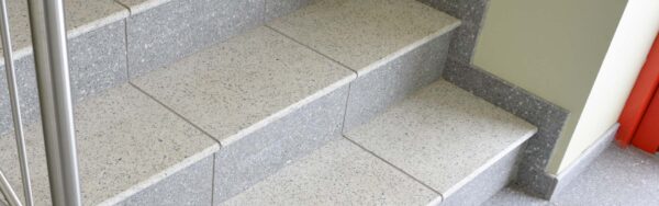 Soklový prvok TopTeramo 300 x 70 x 20 mm